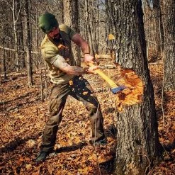 Hults Bruk Agdor 28 Montreal Axe -Gadgets & Gear Shop 3354fb4e f4c8 4297 9430 2c8650906ce9