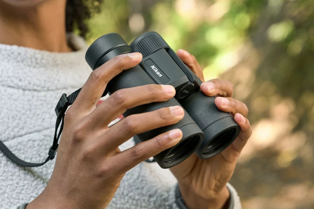 Nikon Monarch M7 10 x 42 Binocular 16 Nikon Monarch M7 10 x 42 Binocular - Image 14