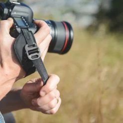 Peak Design Clutch 3.0 Camera Strap - None -Gadgets & Gear Shop 639ae8d7 da33 4631 9d3f d0c724f996d3