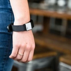 Peak Design Cuff Wrist Strap - Black -Gadgets & Gear Shop 8823af64 cc0e 4a92 a0f0 023db7335695