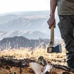 Hults Bruk Agdor 28 Montreal Axe -Gadgets & Gear Shop d20e4db3 50e2 49c1 8a68 2812f42cb442