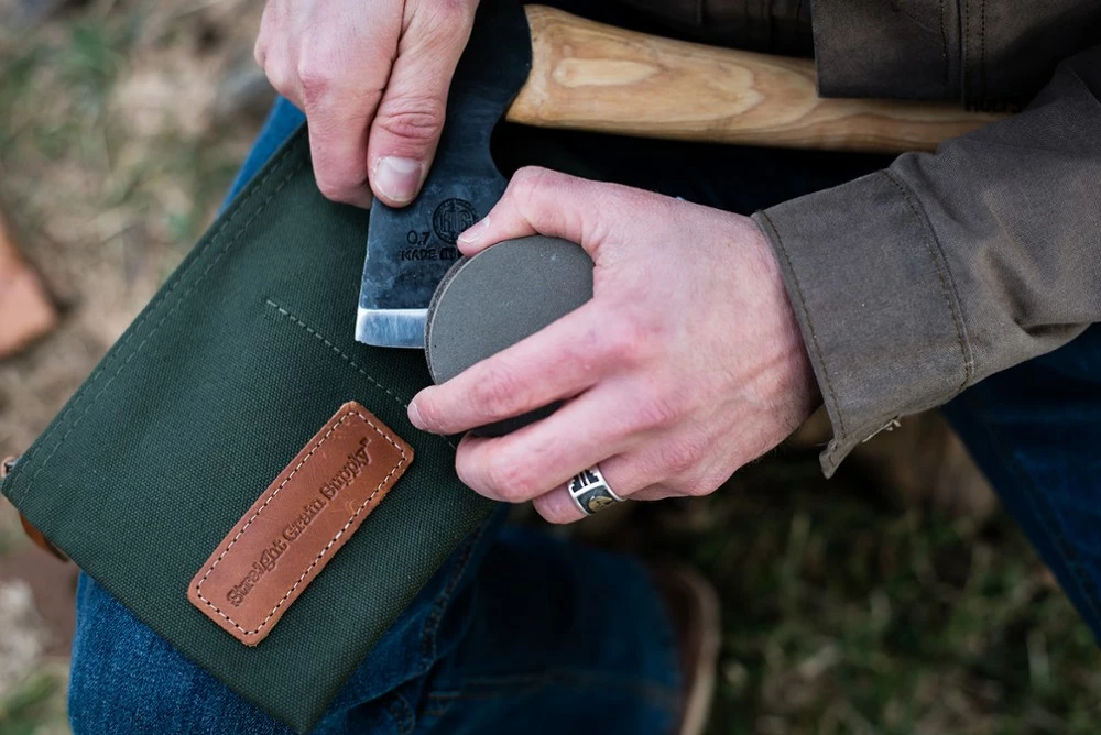 Straight Grain Supply Dual-Grit Axe Sharpening Stone - None 7 Straight Grain Supply Dual-Grit Axe Sharpening Stone - None - Image 5